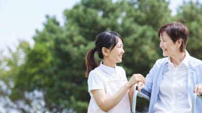 【介護士が家を買うには？】年収・ローン審査・物件選びまでリアルに解説